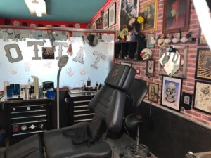 Prenota il tuo tatuaggio - vieni allo studio di tatuaggi Inkonshow